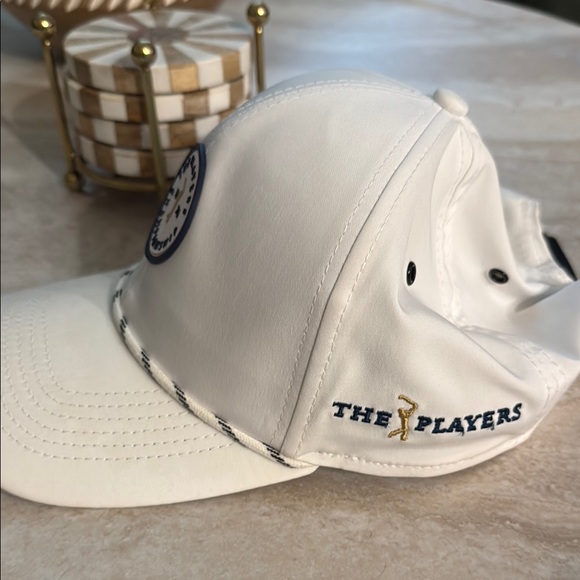 Cream Hat - Picture 2 of 6